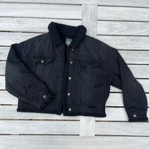 Cropped Fleece-Lined Black Denim Jean Jacket